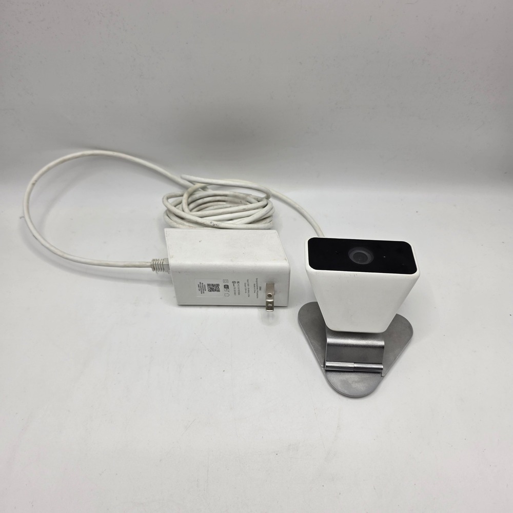 Xfinity XCam‎ Indoor Security Camera White XW4 Adapter Wall Mount Home